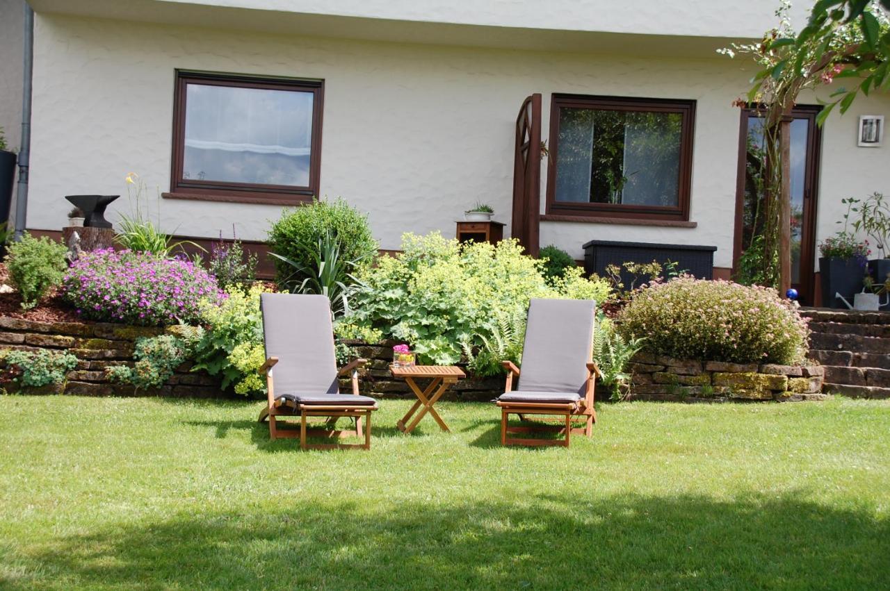 Ferienwohnung Hoffmann Osburg Buitenkant foto